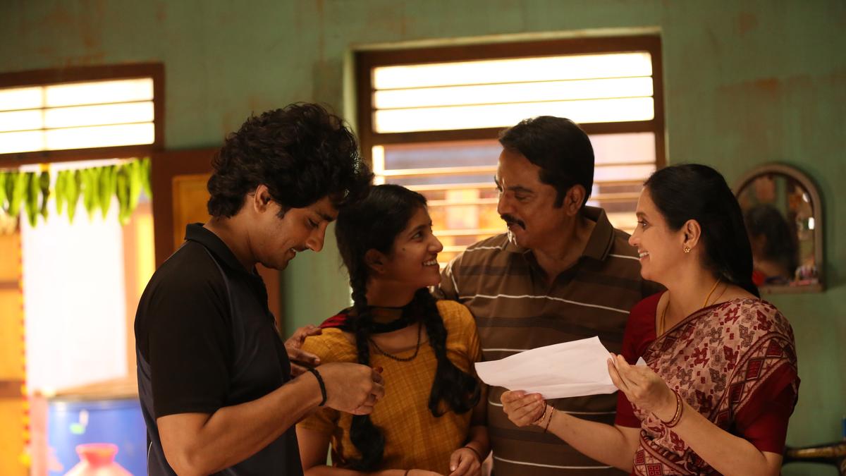 Review of the movie 'B BHK': This Siddhartha-Sarath Kumar-actress spread warmth and goodness